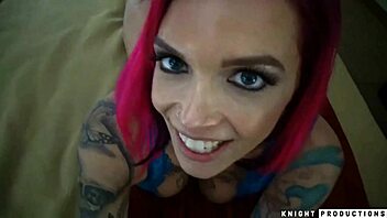 anna bell peaks invites a lucky guy to fuck