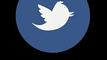 ALL NATURAL BUSTY BLONDE PAWG SKYLAR VOX GETS BIG DICK FILTHY MASSAGE