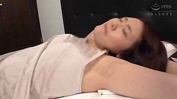 裙装人妻托莫埃·荒垣续集第二部