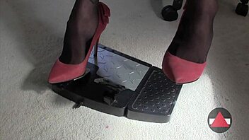 HD video of a gamer girl in red high heels