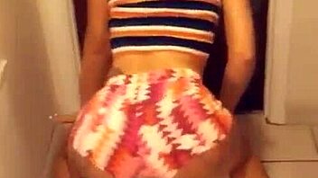Young Latina booties twerk in sexy compilation