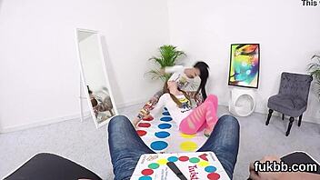 Flirty Teen 18+ie Feels The Lick