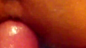 Amateur couple takes turns doing anal creampie