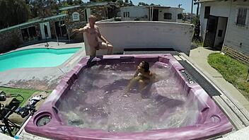 Dayanara Hot Tub POV Fuck