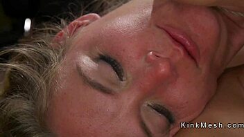 I submit to double penetration with lesbian