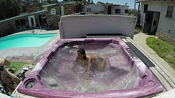 Dayanara Hot Tub POV Fuck