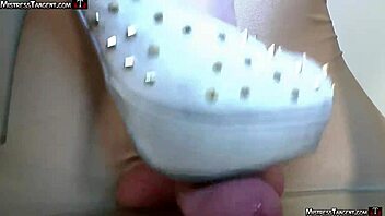 barefoot mistress tangents has him by the balls