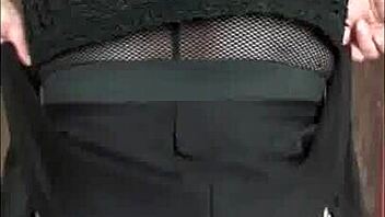 Amateur sissy crossdresser swallows piss and enjoys it