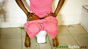 Feeling horny and alone suddenly i got a surprise hardcore fucking boyfriend to chop my pussy part 1!