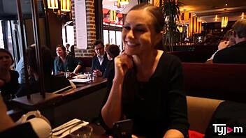 Seksi kurva Tina Kay uzima ogromni BBC