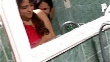 مدرستي ترسدني لأنيكها بقوة