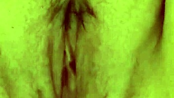 PUSSY FUCK with dildo toys and SQUIRTING action