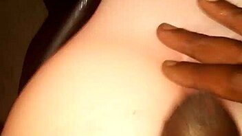 watching my toy while banging hard