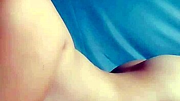 gai viet licking scene in detailed narrative