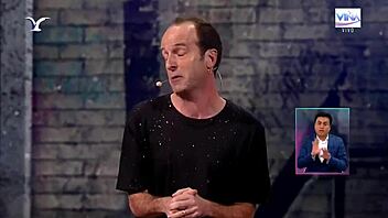 stefan kramer makes stadium scream with mouth feat pancho el cazuela saavedra