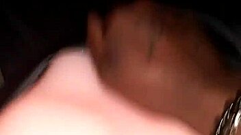 watching my toy while banging hard