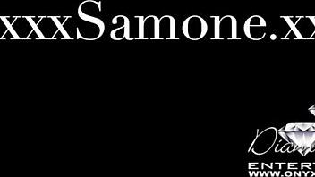Samone and Paris Allure enjoy double-sided dildo action