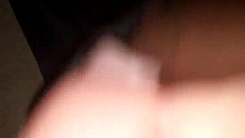 watching my toy while banging hard