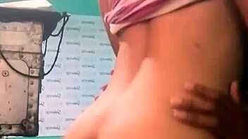 mi amigo fue a mi casa y grabó a mi novia pintando, pero terminaron follando duro en este video casero... qué locura! 😱