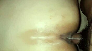 This mature sexy Latina loves her big ass getting fucked.