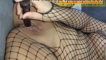 Can you believe how this petite girl excites herself to orgasm with toys?