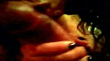 me chupa la pija tanto que mi leche estalla a montones