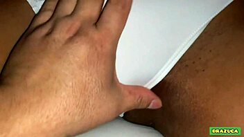 Syrian teen handjob and bobbing for your pleasure