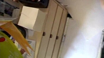 Blowjob and pussy licking in this homemade porn video