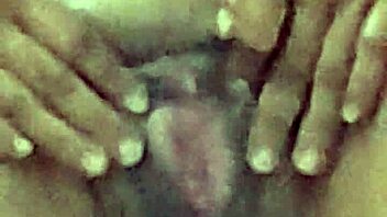 hidden camera catches naree bathing and enjoying herself in the shower