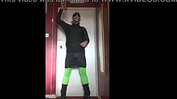 Crossdresser gets his mouth filled with pee while blindfolded and gagged