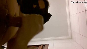 Watch this oiled handjob end in cumshot.