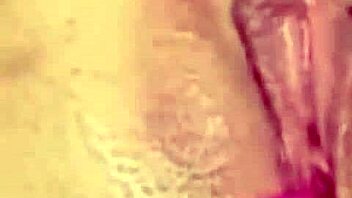 Beautiful chaturbate girl shows perfect body and squirts live