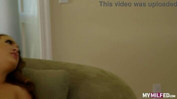 Carmen Valentina Rides and Gets Licked in Cuckold Scene 😈