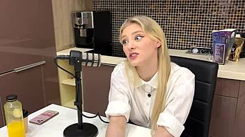 הפודקאסט לוסטקאסט: זרקור על פורנו יפני עם מלודי מארקס