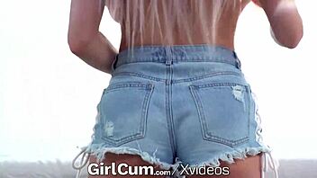 Girl gets intense leg shaking orgasms with big tits 😍