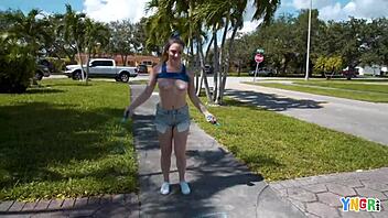 Yngr - 19 Year Old Kinsley Kane Craves Every Inch of Dick