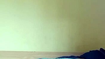 Hotsexydiva prepares for an intimate moment with her boyfriend part 1