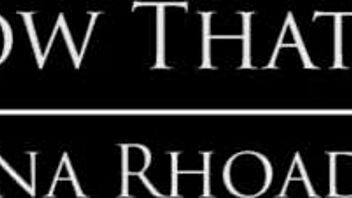 Lana Rhoades hardcore cumshot med naturliga tuttar tease