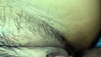 playing with my naughty wife in a threesome 😈