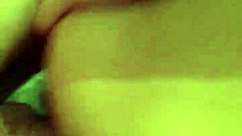 welderbabe100 takes it in the anal 😈