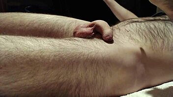 A Serbian gay man explores his identity in a new city.