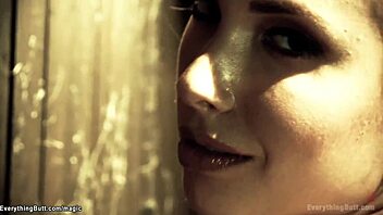 Stunning lesbians rimming and fucking