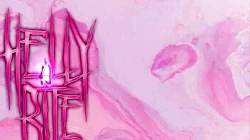 Natural brunette reaches orgasm through fingering.