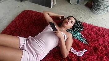 Amateur couple enjoys cunnilingus and cumming in this homemade video