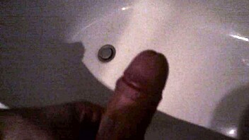 want to see this massive cumshot on my cock?