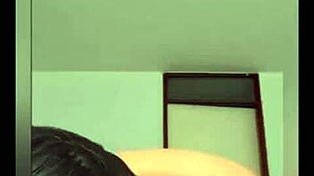 Beautiful Colombian Webcam Model Shows Off Her Stunning Looks