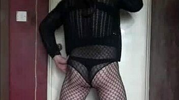 Watch a crossdresser stretch her tight hole in this homemade porn video