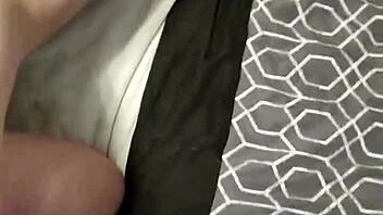 Uhh milf lecca lecca... doggy e reverse cowgirl con dildo enorme comp!