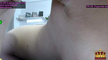 Jen Chats Live on Chaturbate with Intriguing Interactions