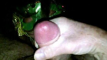 Milf in green mask, why not lick and suck that thick cock?